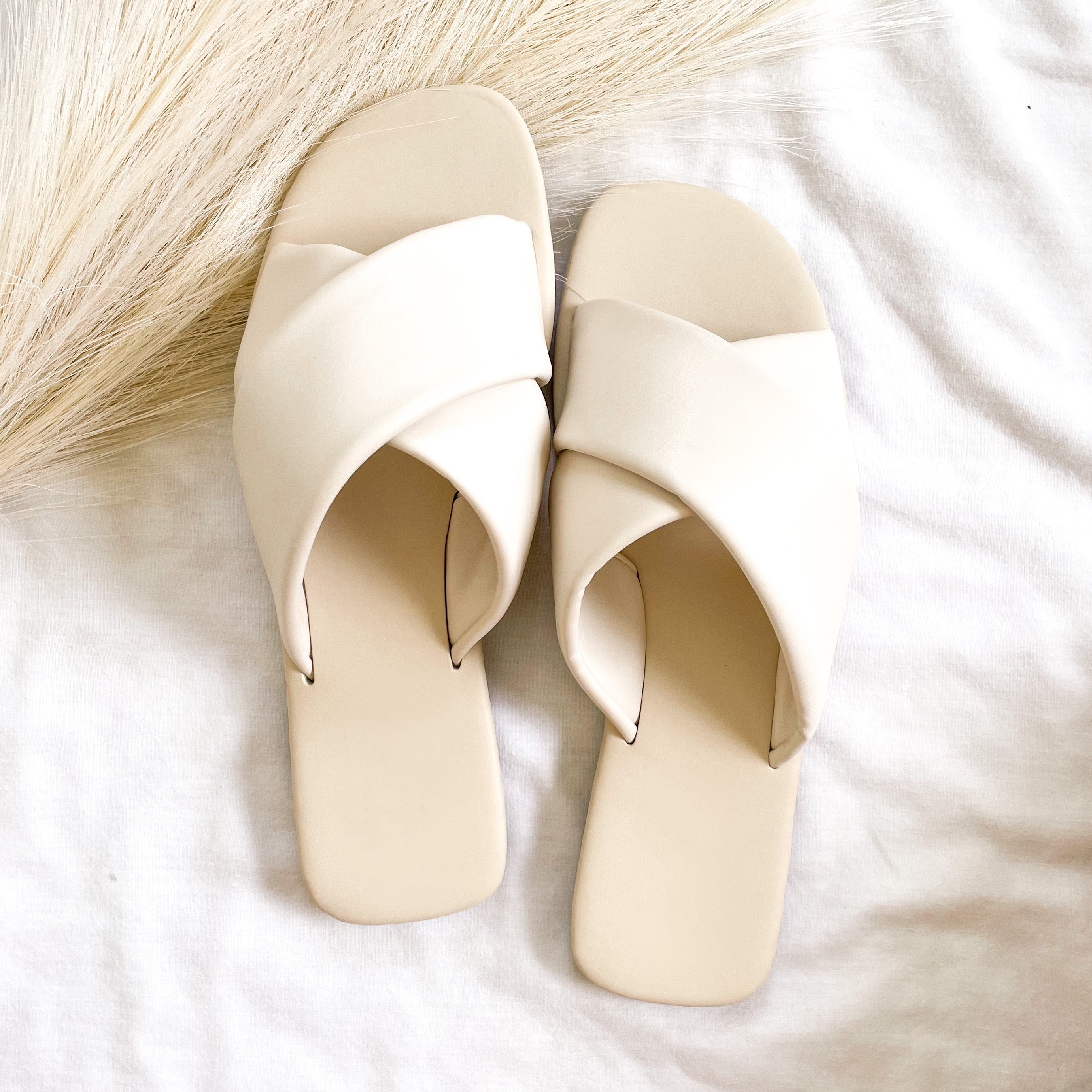 Criss Cross Strap Sandals